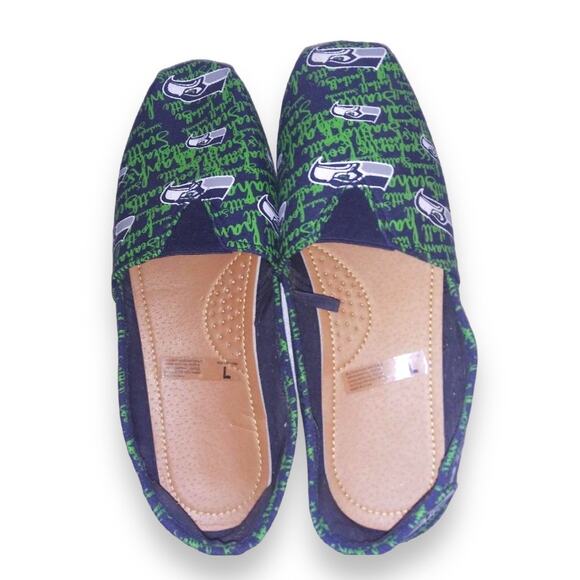 Seattle Seahawks NFL Slip On Flats Logo Round Toe - Picture 3 of 8
